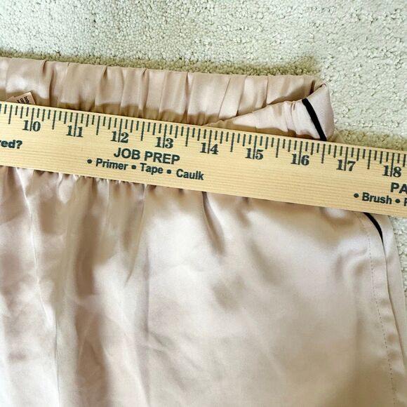 Victoria’s Secret Silky Soft Pale Pink Pajama Elastic Waist Bottoms - US women’s - Picture 9 of 11